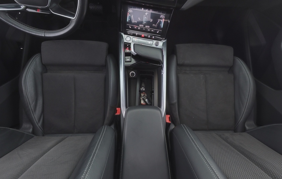 Audi e-tron vaihtoauto