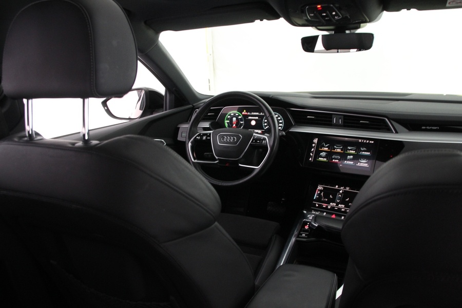 Audi e-tron vaihtoauto