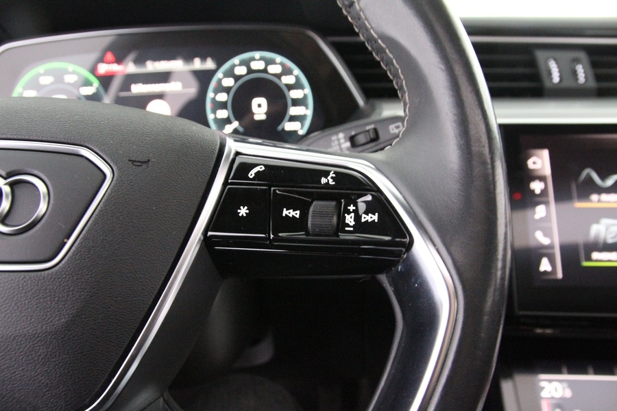 Audi e-tron vaihtoauto