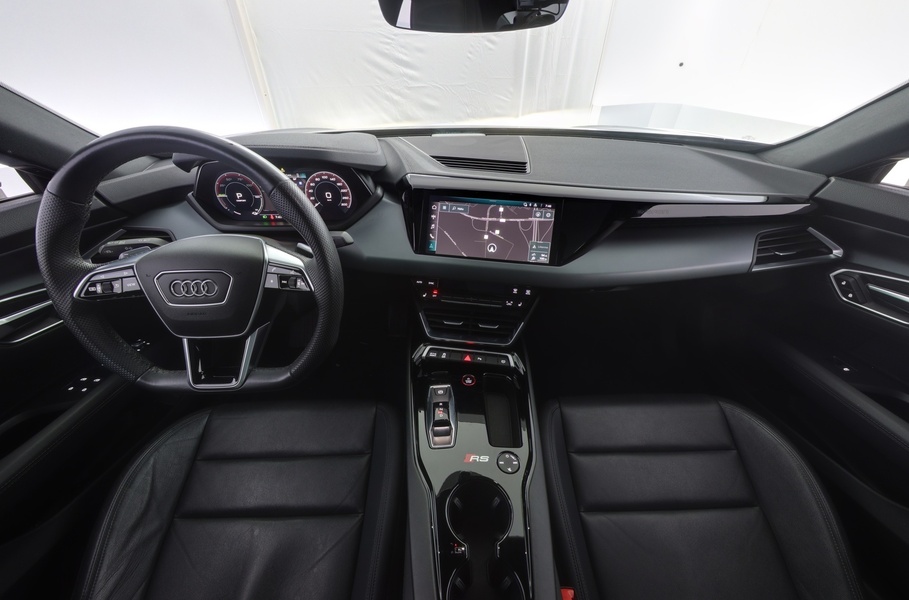 Audi e-tron GT vaihtoauto