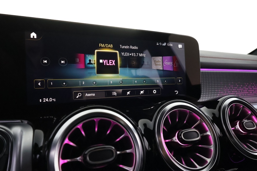 Mercedes-Benz EQB vaihtoauto