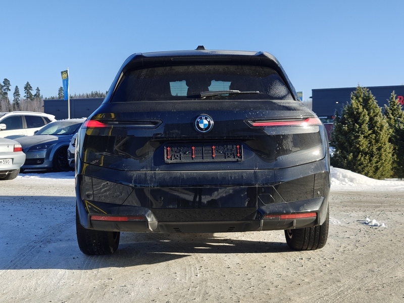 BMW iX vaihtoauto