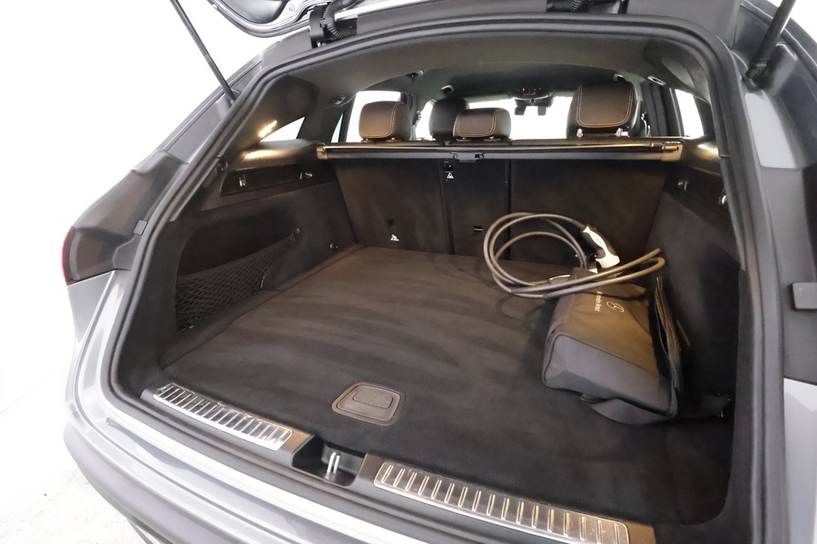 Mercedes-Benz EQC vaihtoauto