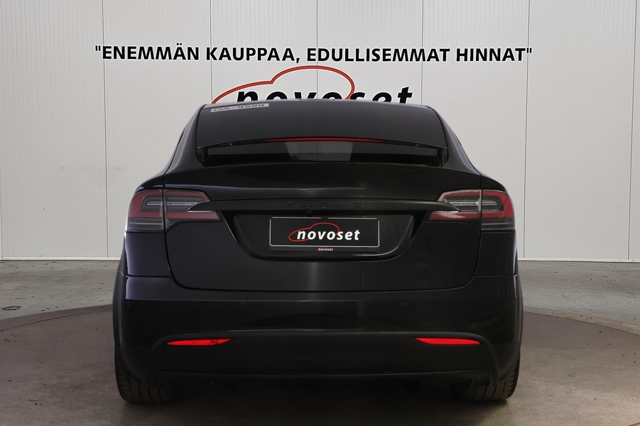 Tesla Model X vaihtoauto