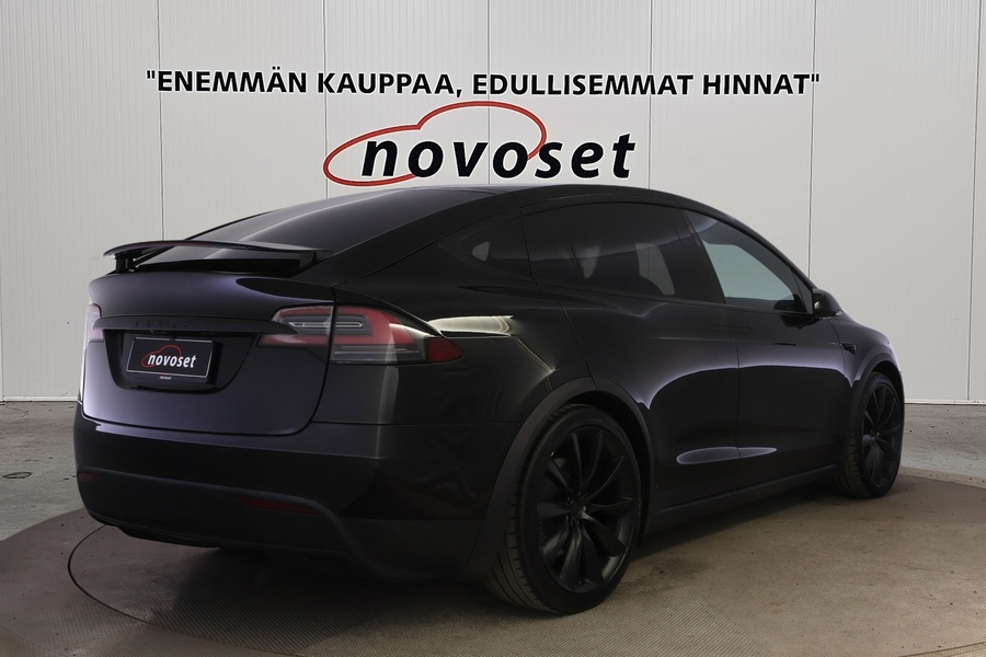 Tesla Model X vaihtoauto