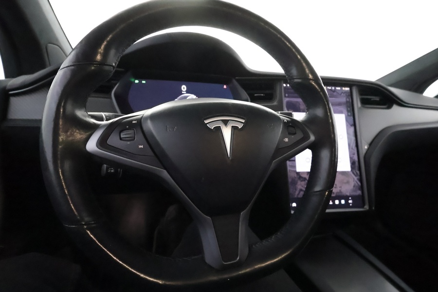 Tesla Model X vaihtoauto