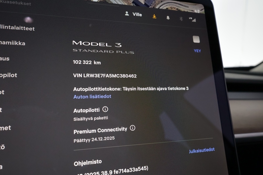 Tesla Model 3 vaihtoauto