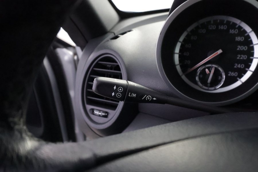 Mercedes-Benz SLK vaihtoauto