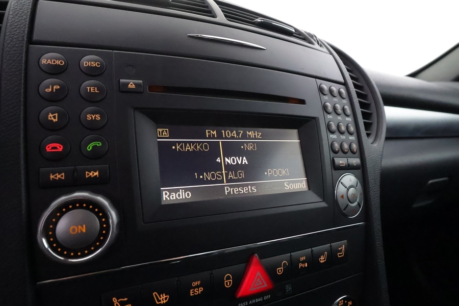 Mercedes-Benz SLK vaihtoauto