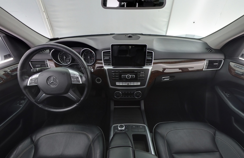 Mercedes-Benz ML vaihtoauto