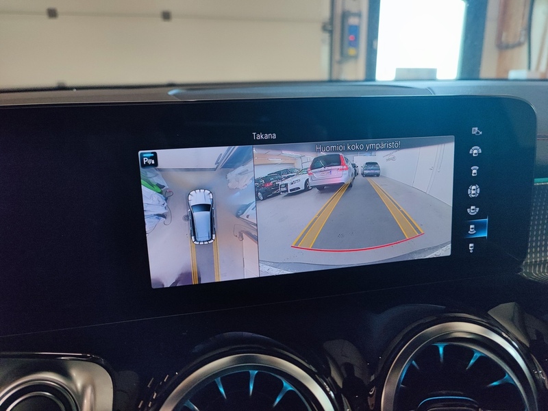 Mercedes-Benz EQB vaihtoauto