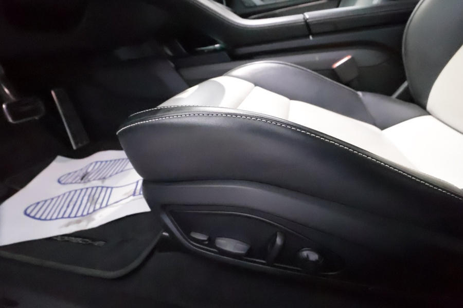Porsche Taycan vaihtoauto
