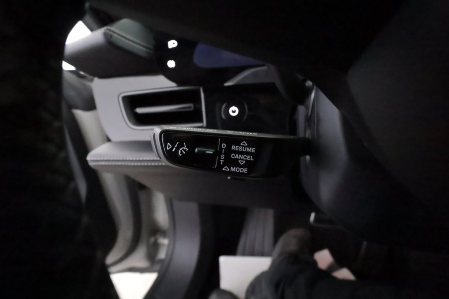 Porsche Taycan vaihtoauto