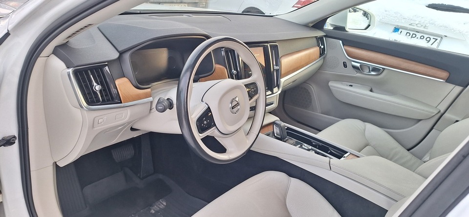 Volvo V90 vaihtoauto