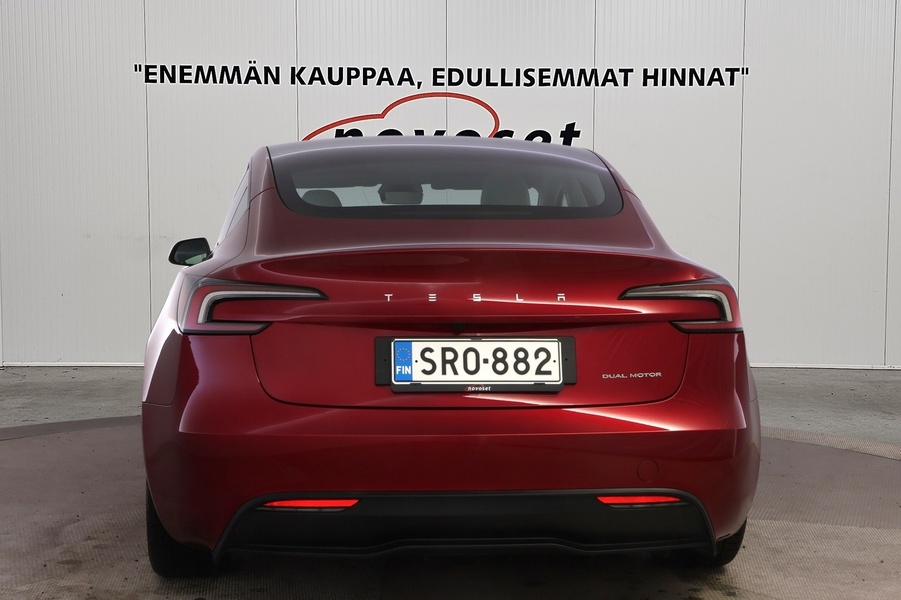 Tesla Model 3 vaihtoauto