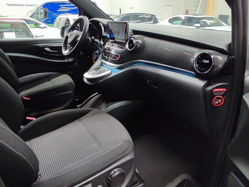 Mercedes-Benz EQV vaihtoauto