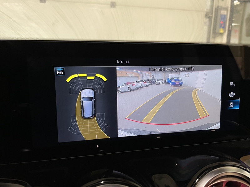 Mercedes-Benz EQB vaihtoauto