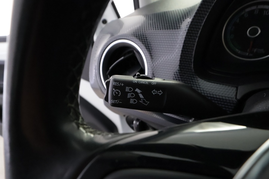 Volkswagen up! vaihtoauto