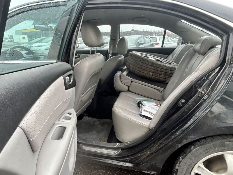 Kia Magentis vaihtoauto