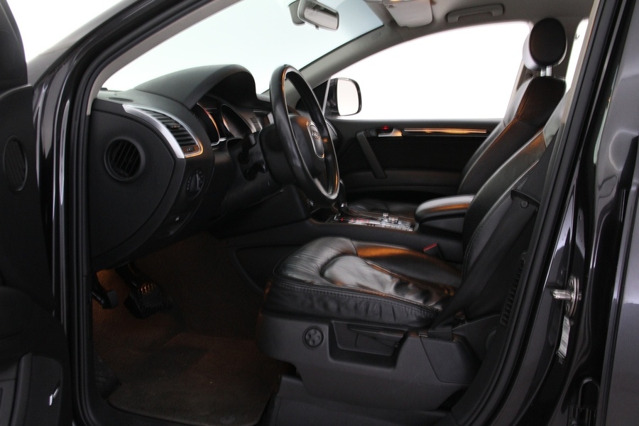 Audi Q7 vaihtoauto