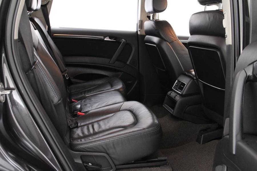 Audi Q7 vaihtoauto