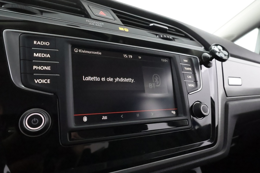 Volkswagen Touran vaihtoauto