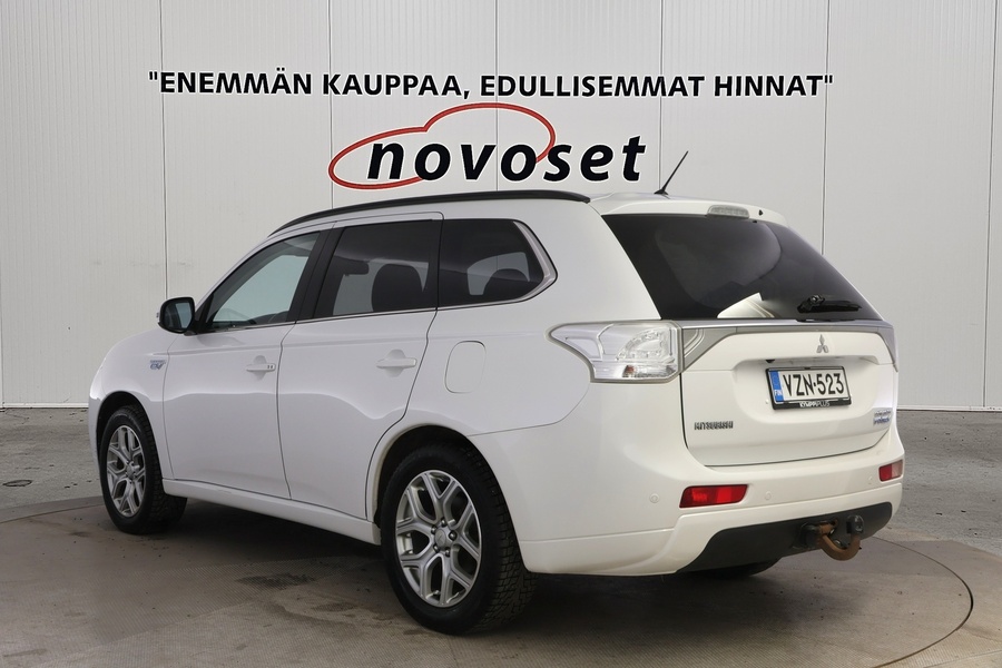 Mitsubishi Outlander PHEV vaihtoauto