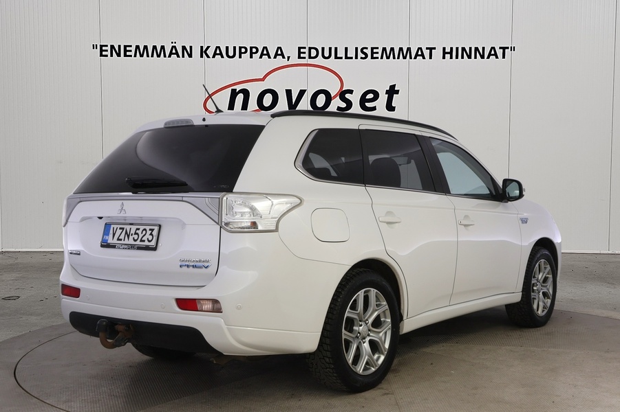 Mitsubishi Outlander PHEV vaihtoauto