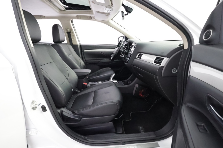 Mitsubishi Outlander PHEV vaihtoauto