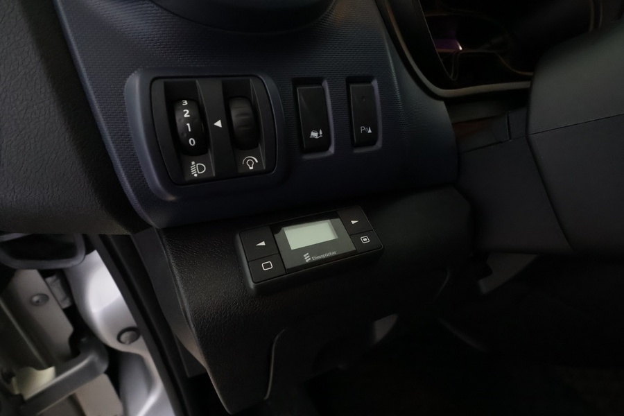 Opel Vivaro vaihtoauto