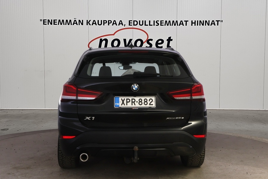 BMW X1 vaihtoauto