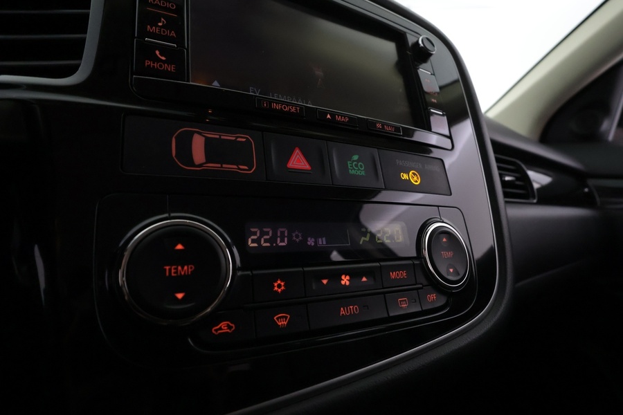 Mitsubishi Outlander vaihtoauto