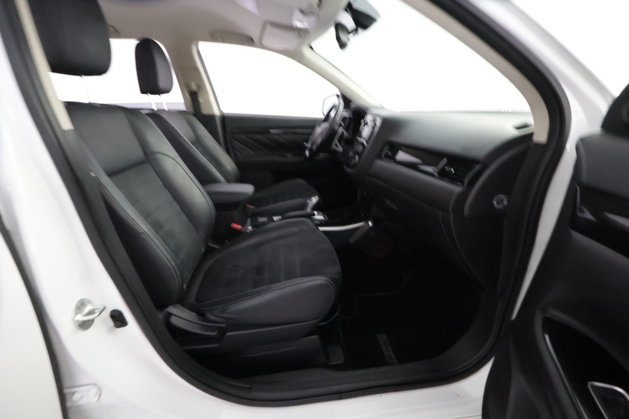 Mitsubishi Outlander vaihtoauto