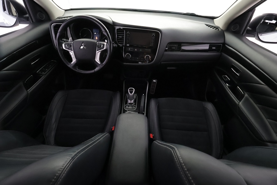 Mitsubishi Outlander vaihtoauto