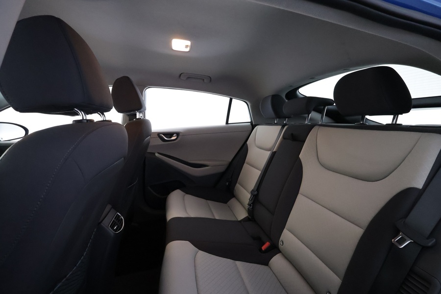 Hyundai IONIQ hybrid vaihtoauto