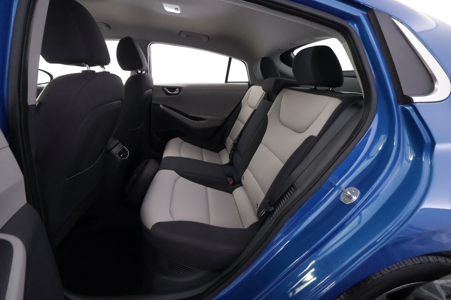 Hyundai IONIQ plug-in vaihtoauto