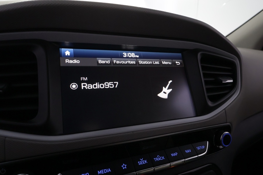 Hyundai IONIQ plug-in vaihtoauto