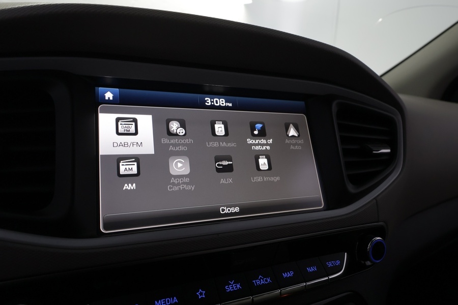 Hyundai IONIQ plug-in vaihtoauto