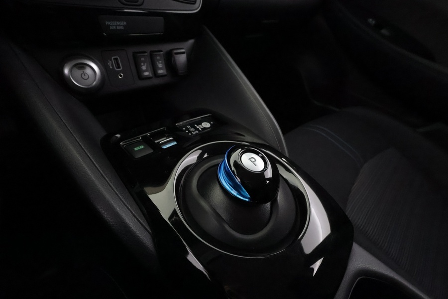 Nissan Leaf vaihtoauto