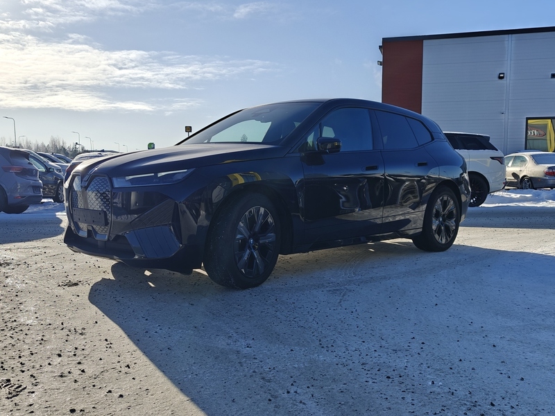 BMW iX vaihtoauto
