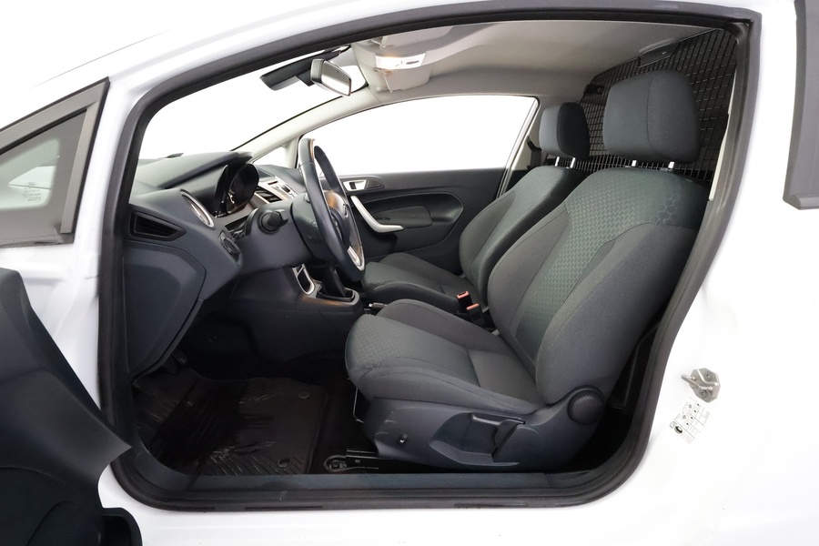 Ford Fiesta Van vaihtoauto