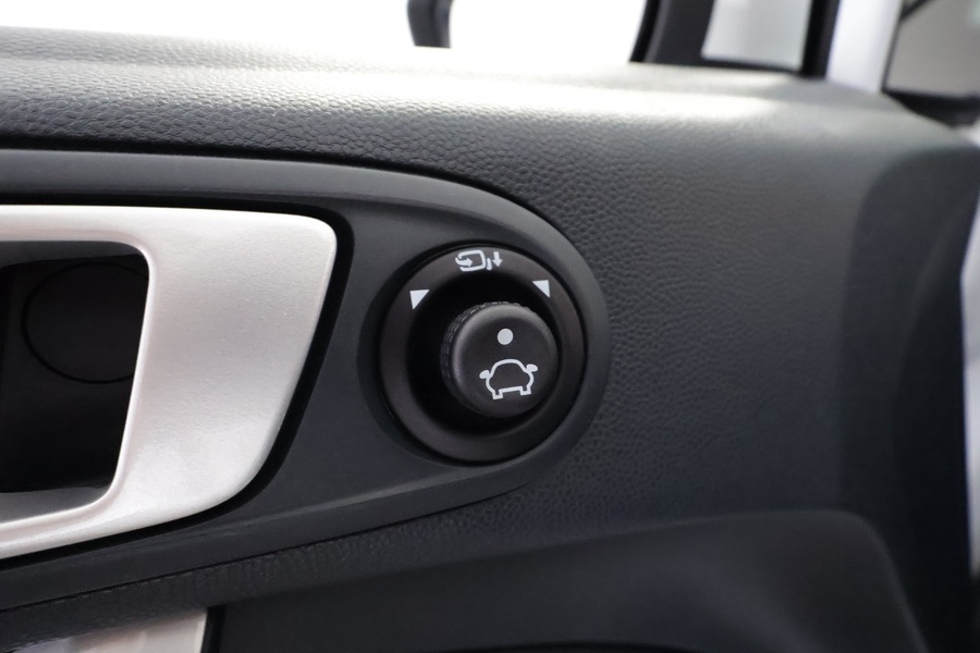 Ford Fiesta Van vaihtoauto