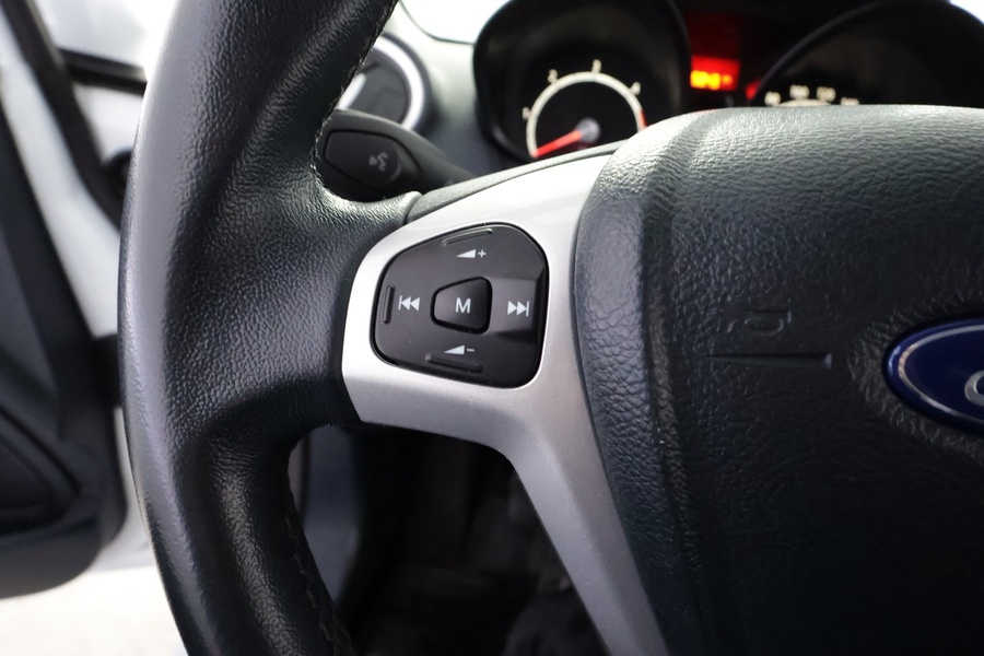 Ford Fiesta Van vaihtoauto