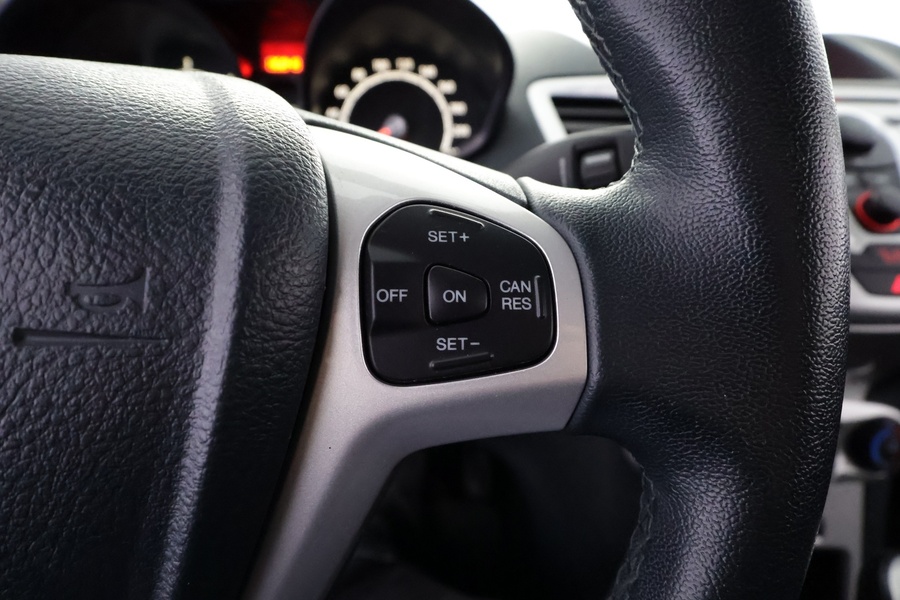 Ford Fiesta Van vaihtoauto