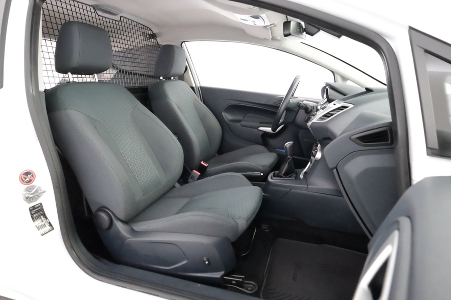 Ford Fiesta Van vaihtoauto
