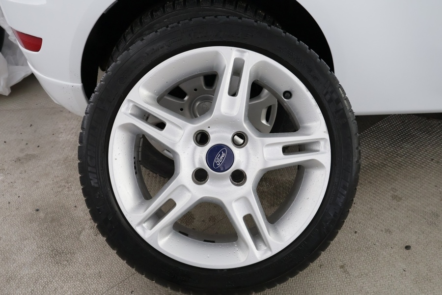 Ford Fiesta Van vaihtoauto