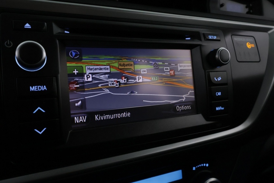 Toyota Auris vaihtoauto