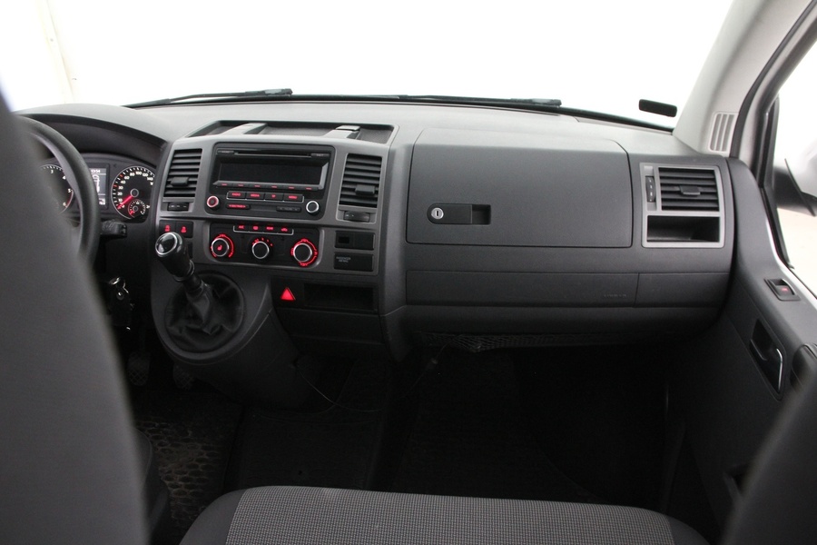 Volkswagen Caravelle vaihtoauto