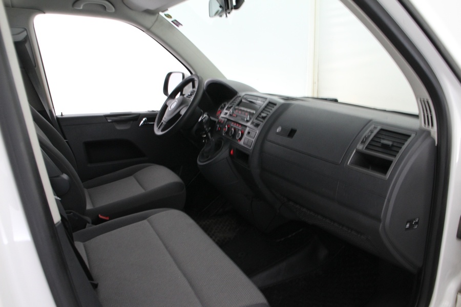 Volkswagen Caravelle vaihtoauto