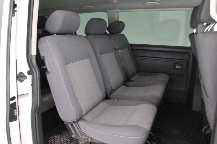 Volkswagen Caravelle vaihtoauto